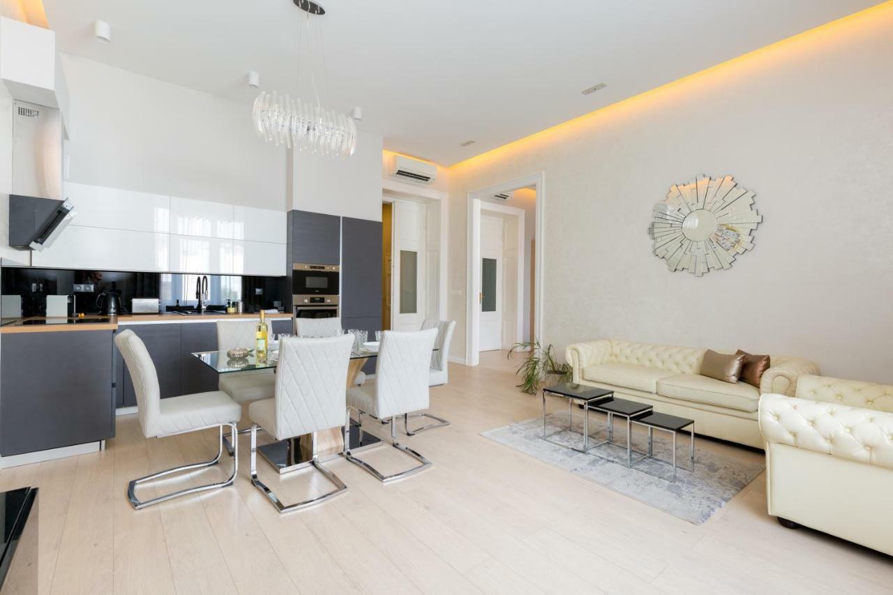 Grand Designer Dream Home In The Center W 3Br/3Bath Budapest Exterior foto